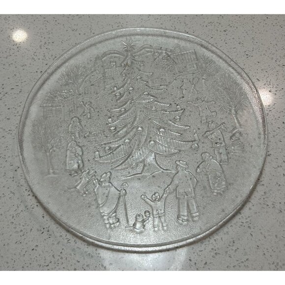 12.5" Round Pressed Glass Christmas Platter Village Scene Made In Italy - Picture 1 of 2